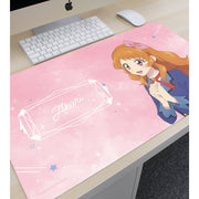 【新品】アイカツ！ 10th STORY ～未来へのSTARWAY～ 描き下ろし 大空あかり 歩みver. マルチデスクマット / アルマビアンカ 発売日:2026年09月20日