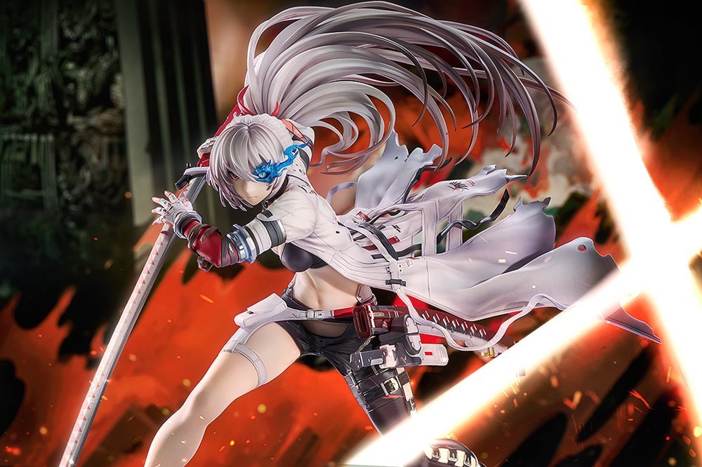 新品】パニシング:グレイレイヴン ルシア・深紅ノ影 / グッドスマイル
