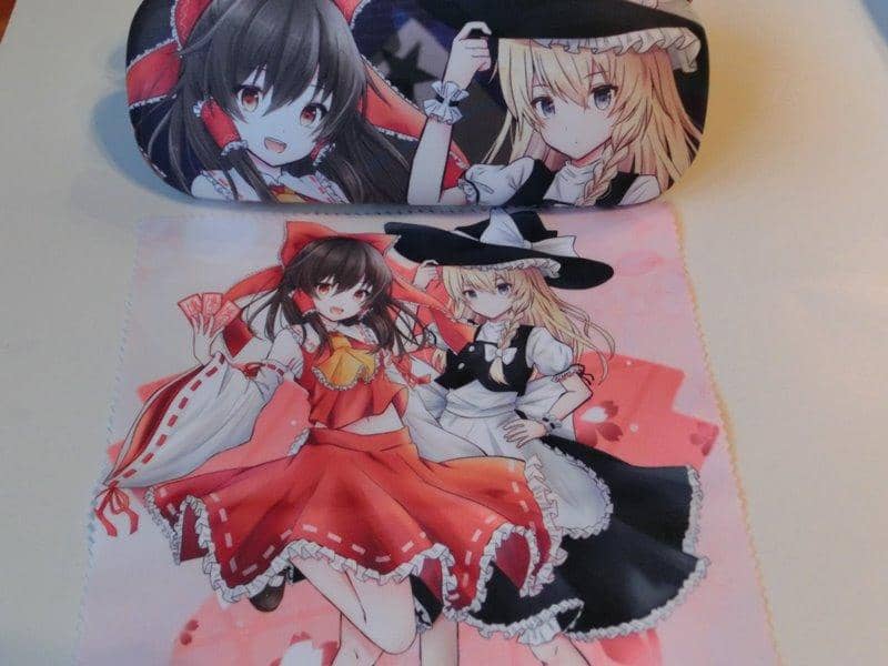 【新品】東方project「霧雨 魔理沙6、博麗 霊夢6」眼鏡盒（附毛巾） / ぱいそんきっど 發售日:2019年10月左右